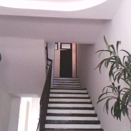 White Guest House Batumi Exterior foto